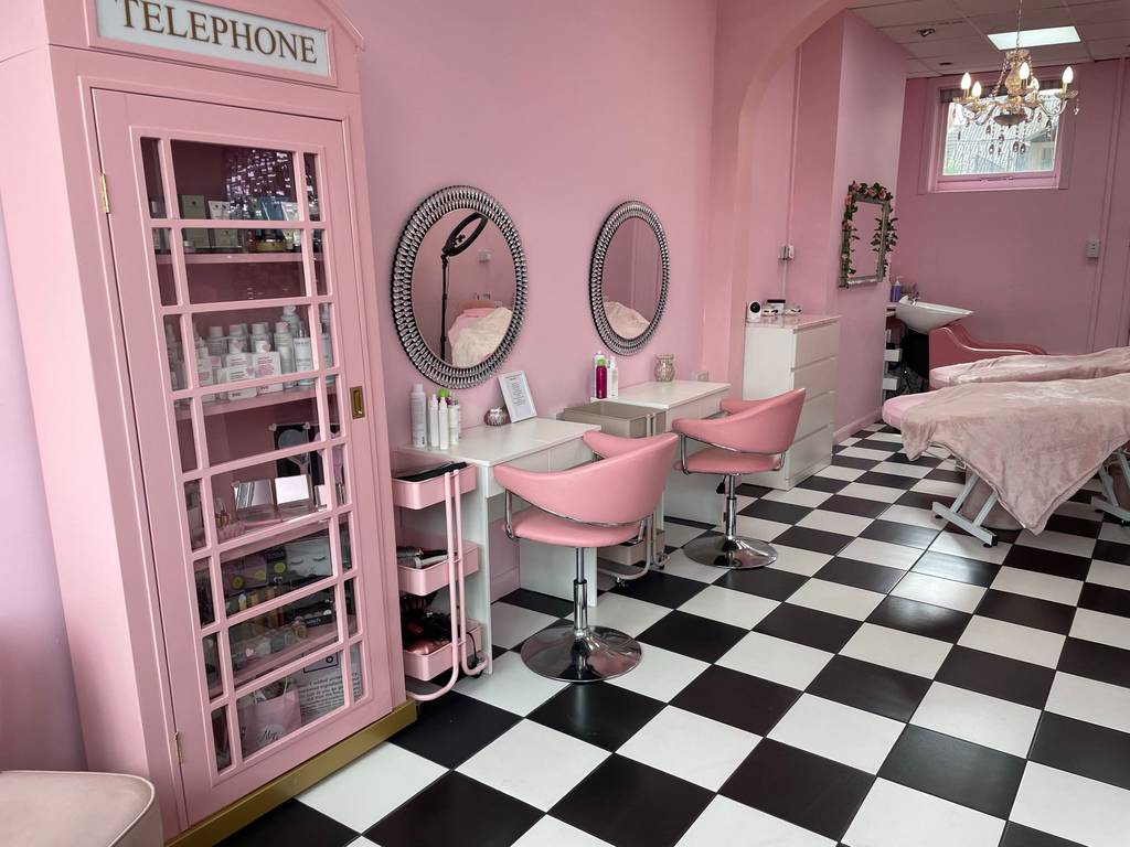 LINCOLNSHIRE EYEBROW TRAINING